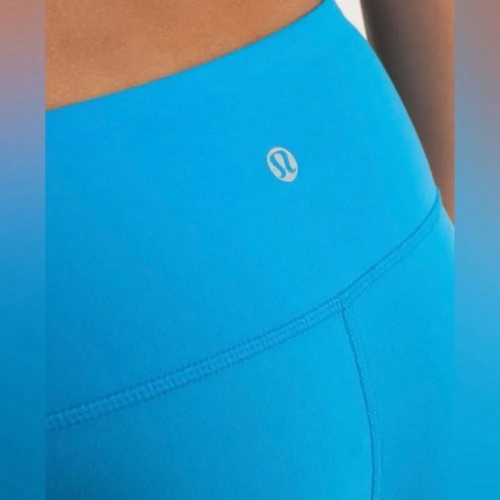 Lululemon Wunder Under Crop Reversible Legging Beach Blanket Blue Sz 8 or Sz 10 - Picture 7 of 17